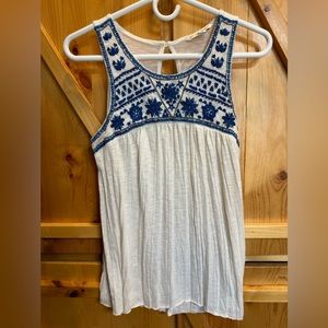 Women’s American Eagle Top - Medium